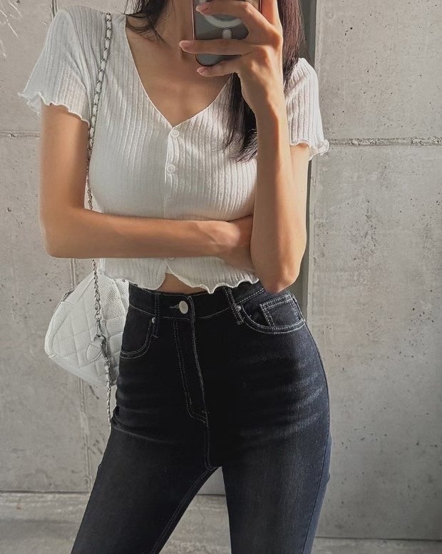 捲捲V領坑條衣