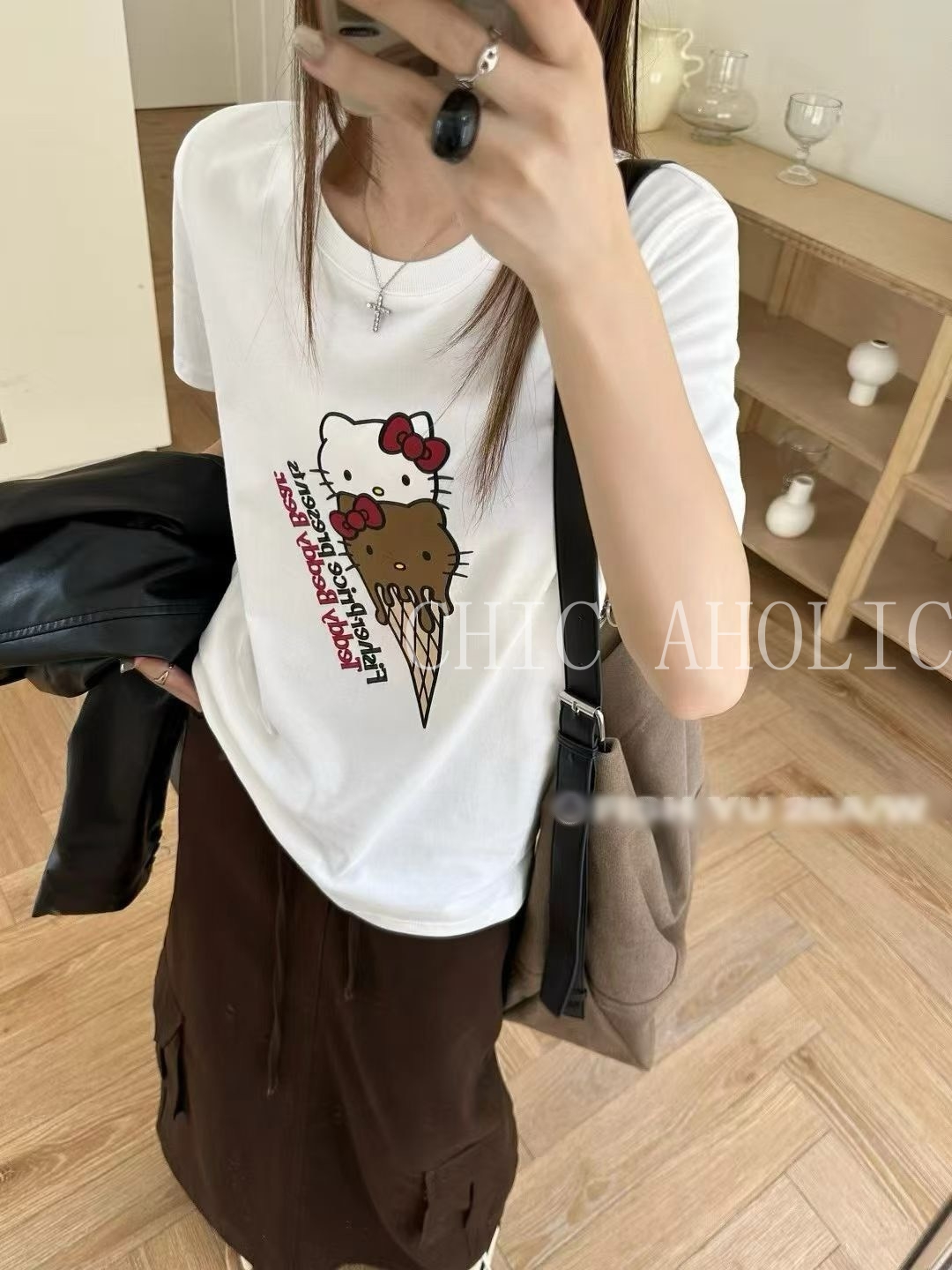 YY30冰淇淋kitty上衣 