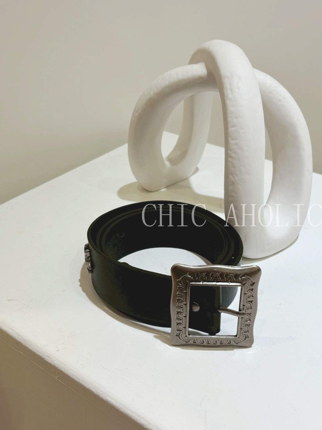 YY04圖騰花方框真皮皮帶