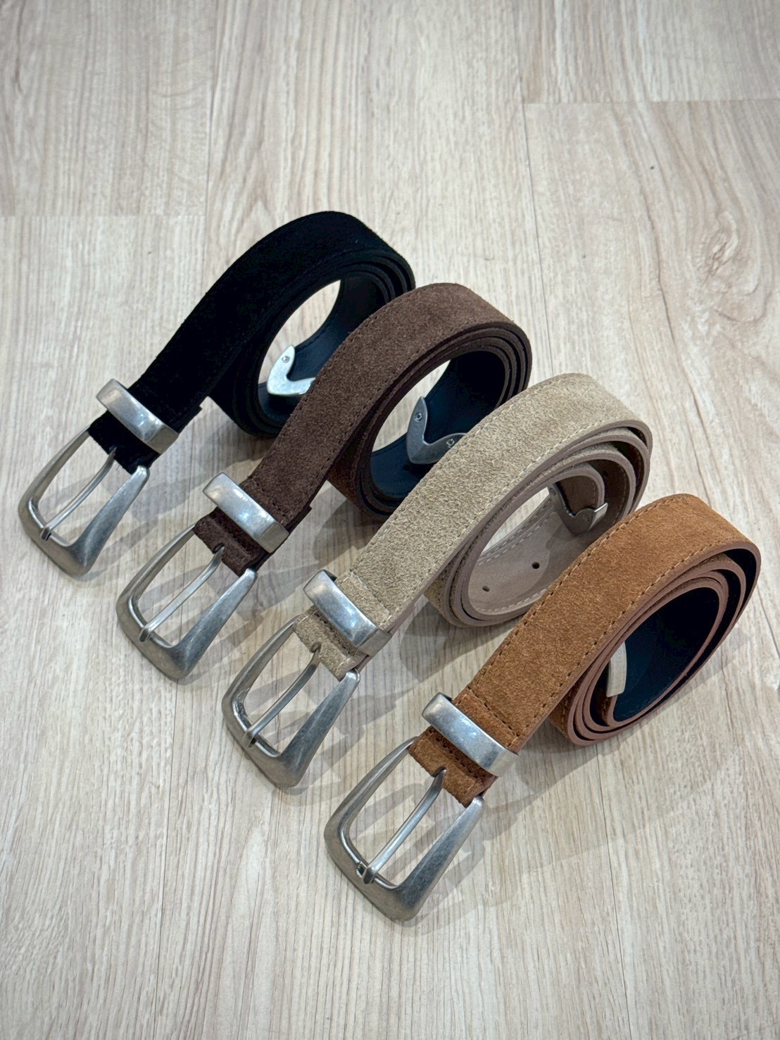 YY62粗銀框麂皮真皮皮帶