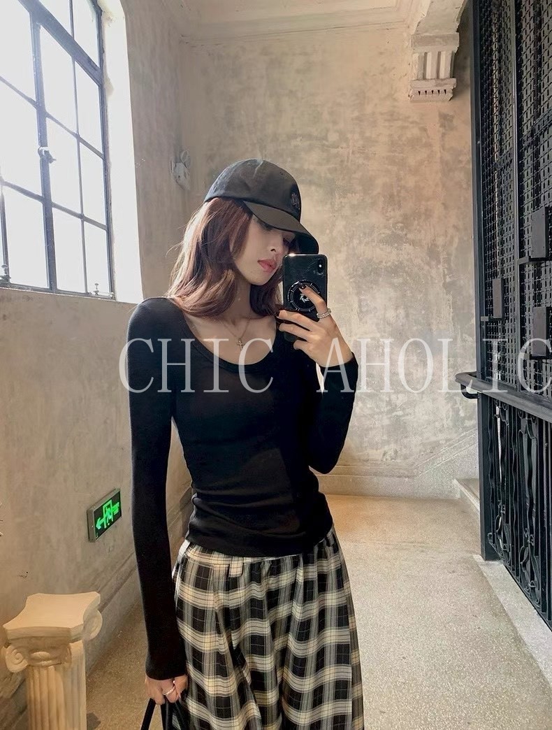 WN17可以買多件U領打底衣