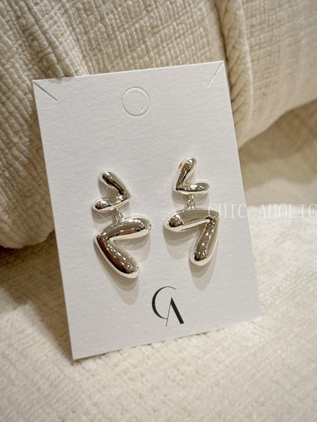 HH59大小尖愛心耳環