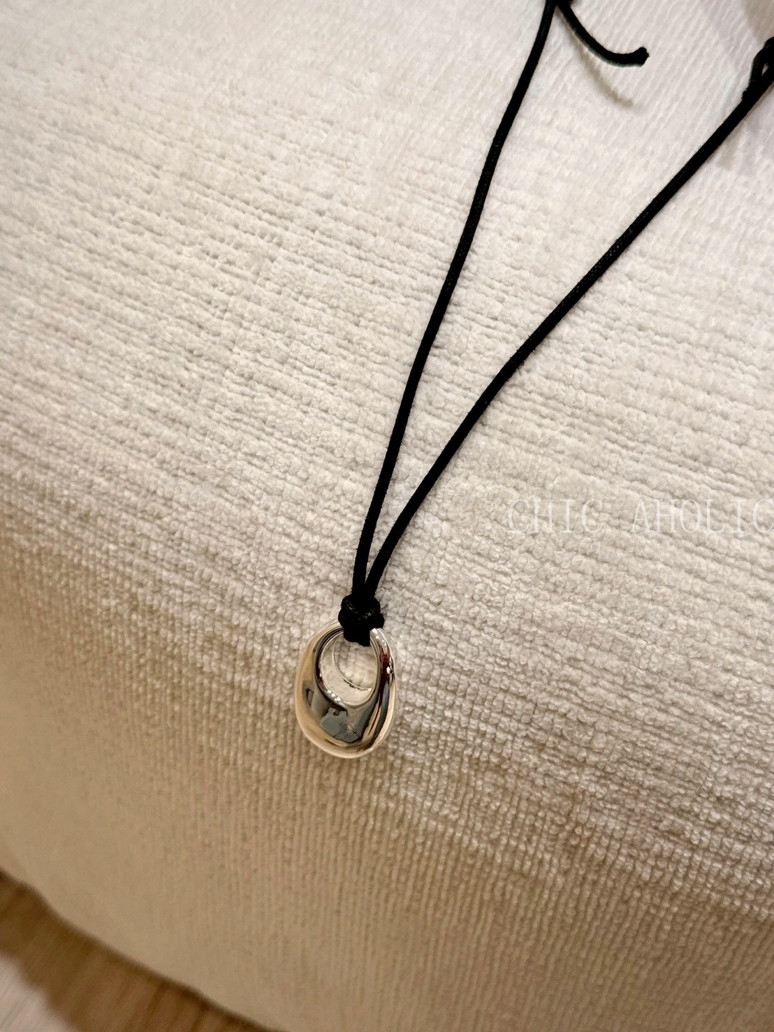 DEC65橢圓銀圈麂皮項鍊