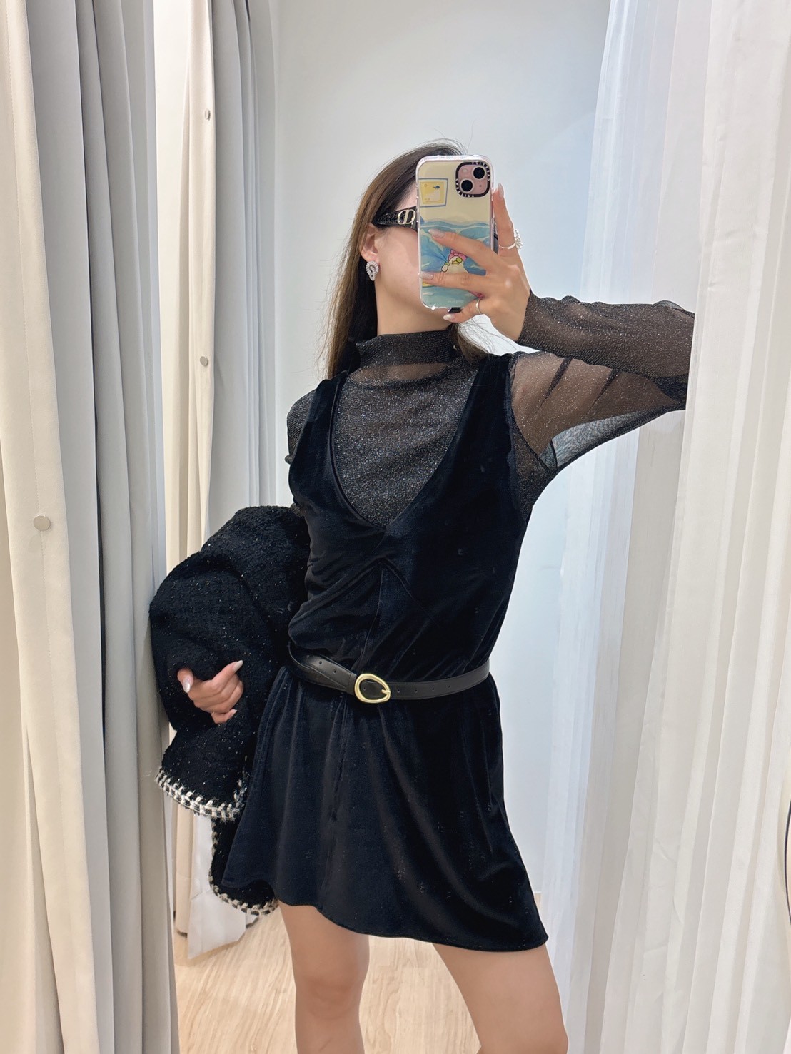 全絨面寬肩大V領洋裝