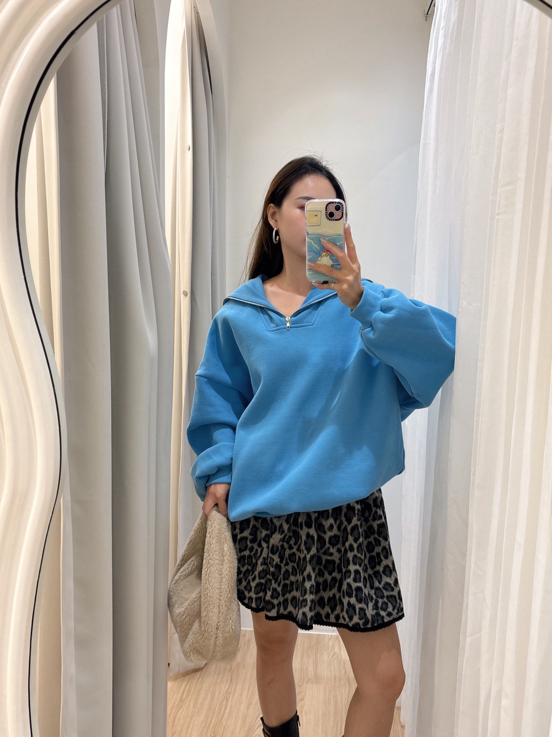 ME17銀拉鍊學院領藍衣