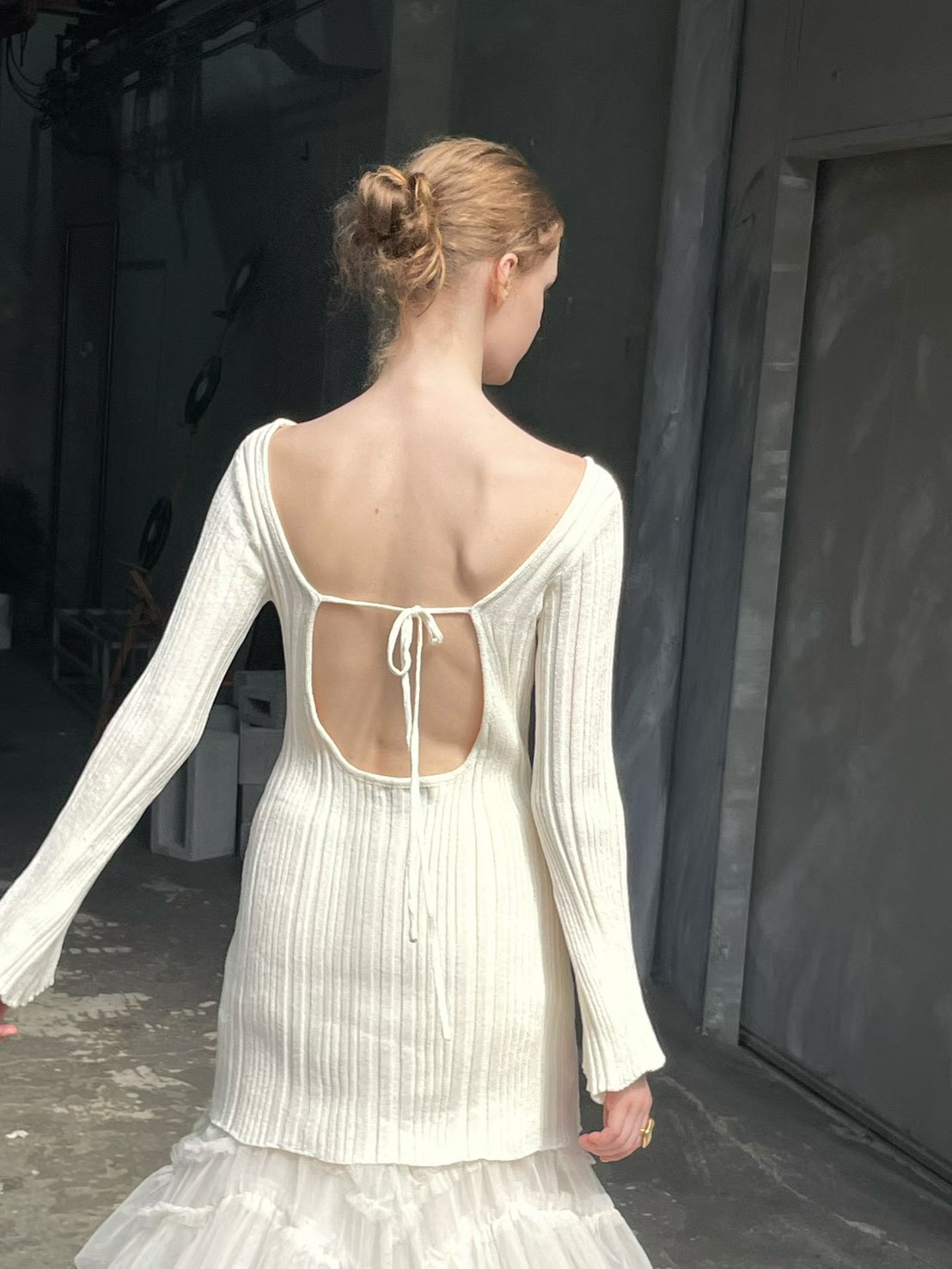 ME47聖誕約會背鏤空針織洋裝