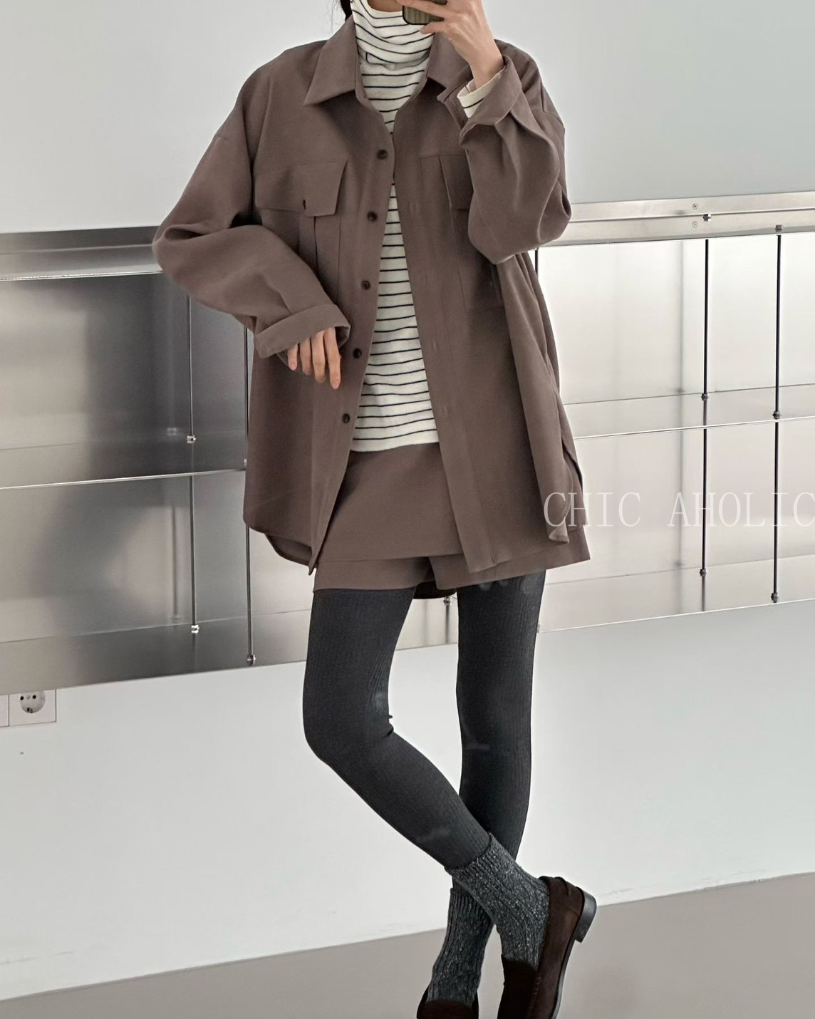 FU50雙口袋T字摺襯衫