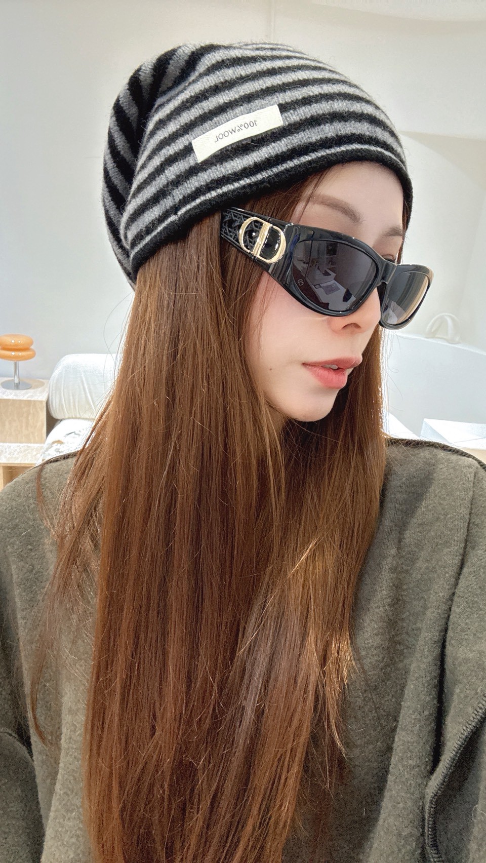 NEW38羊毛灰底黑條流浪帽