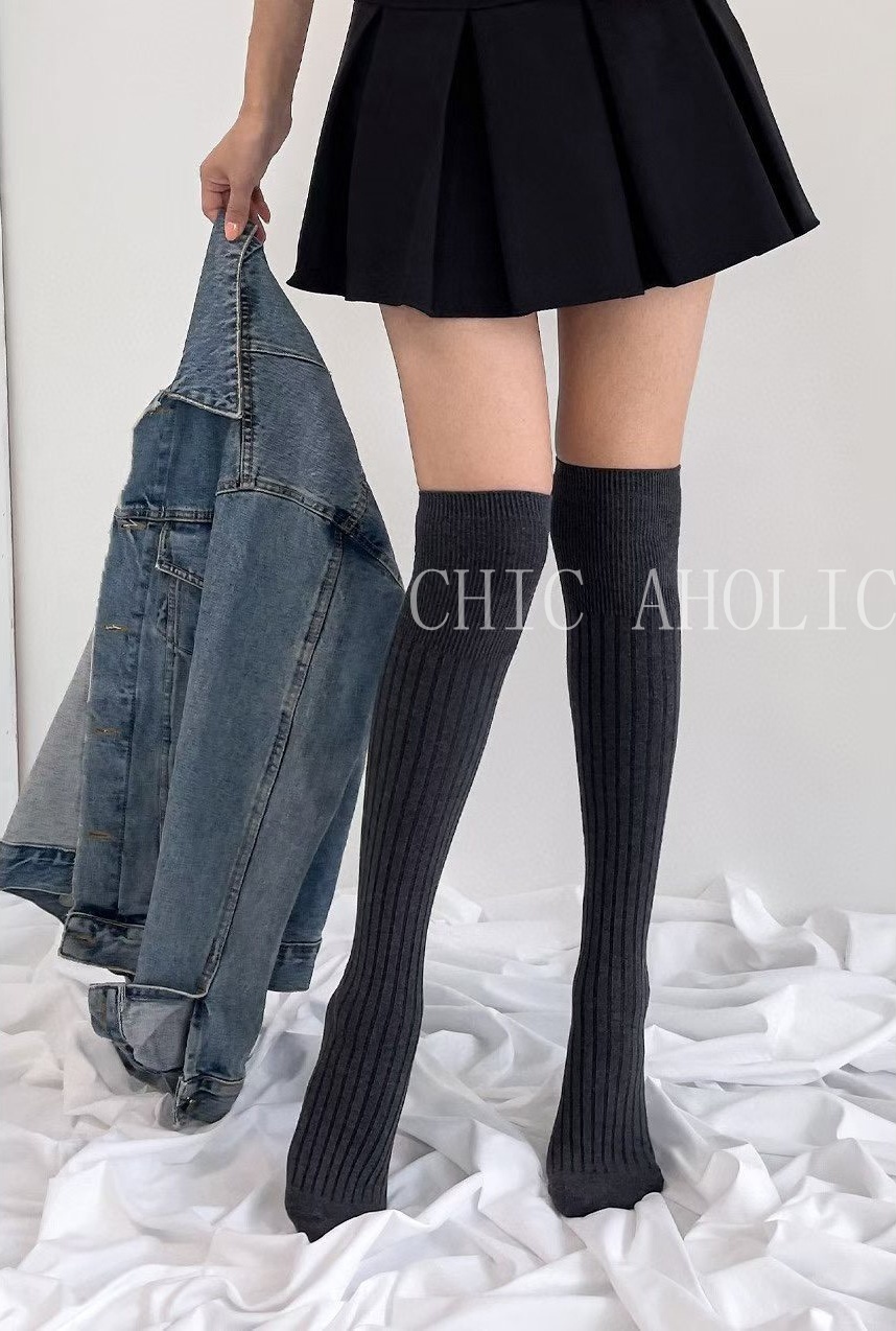 NEW50大腿處素紋路過膝襪