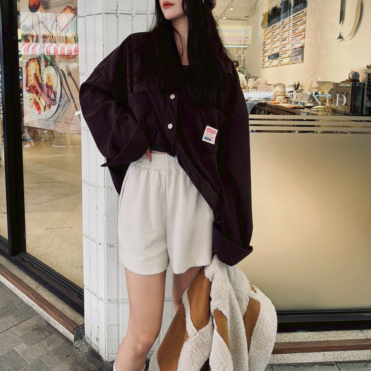 春款口袋有貼布襯衫