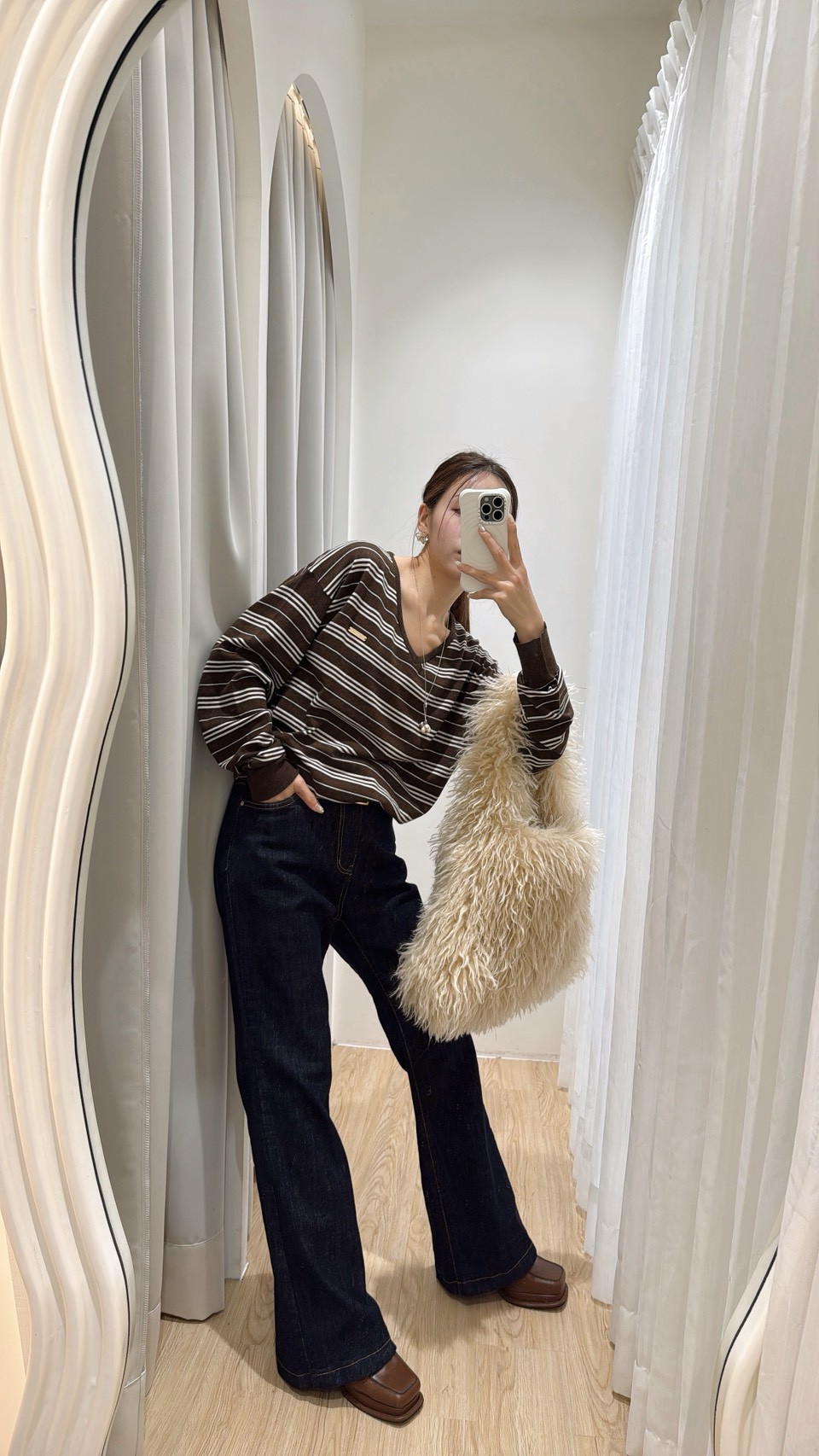 HR18高級鬆弛咖條上衣