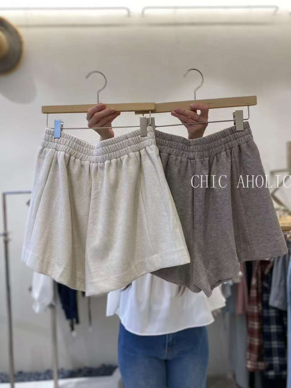 HR29春裝細絨短褲