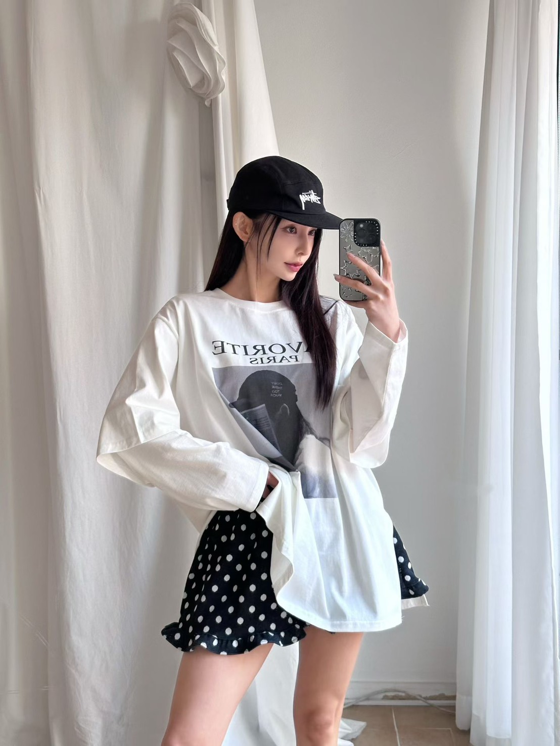 FEB33報紙遮臉女孩長版衣