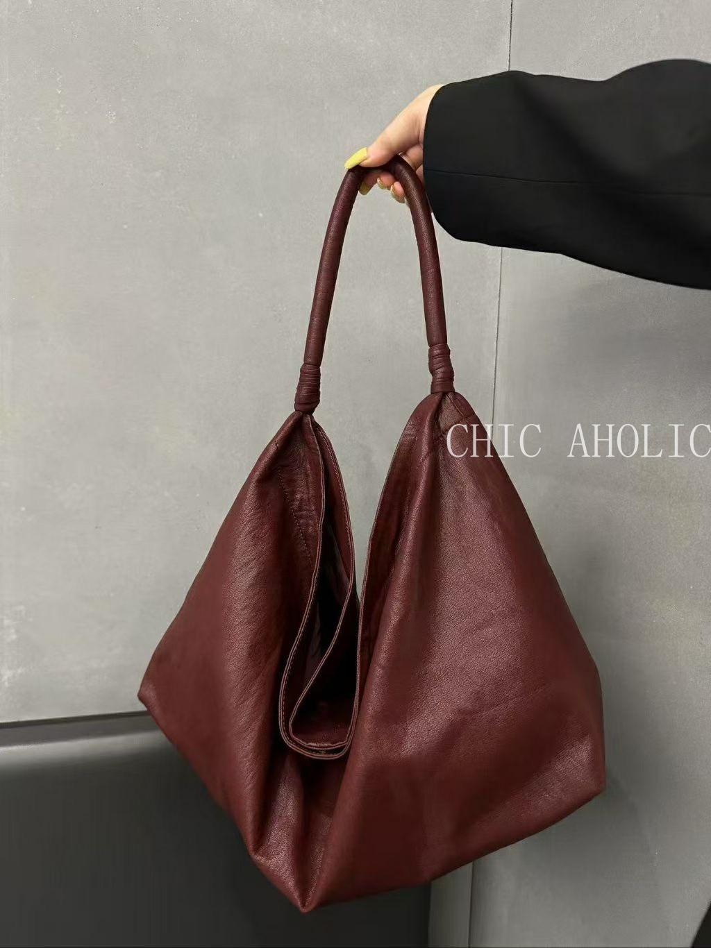 SSR27 柔皺感水餃包