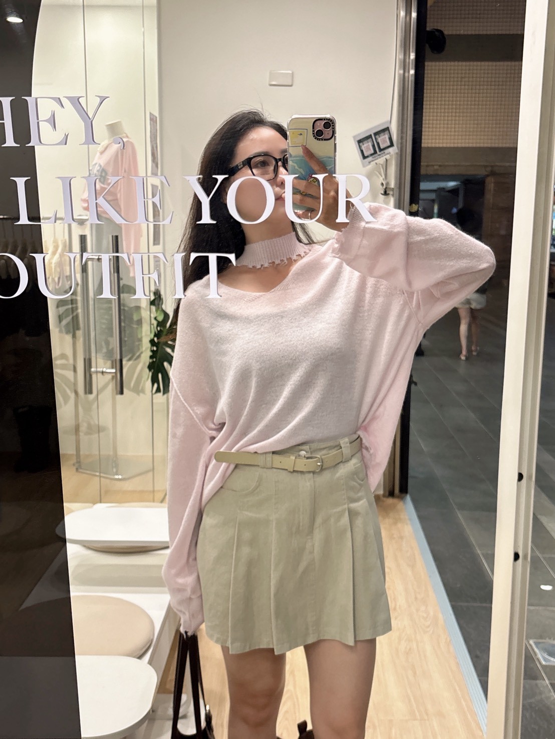 NE01針織破壞V領上衣