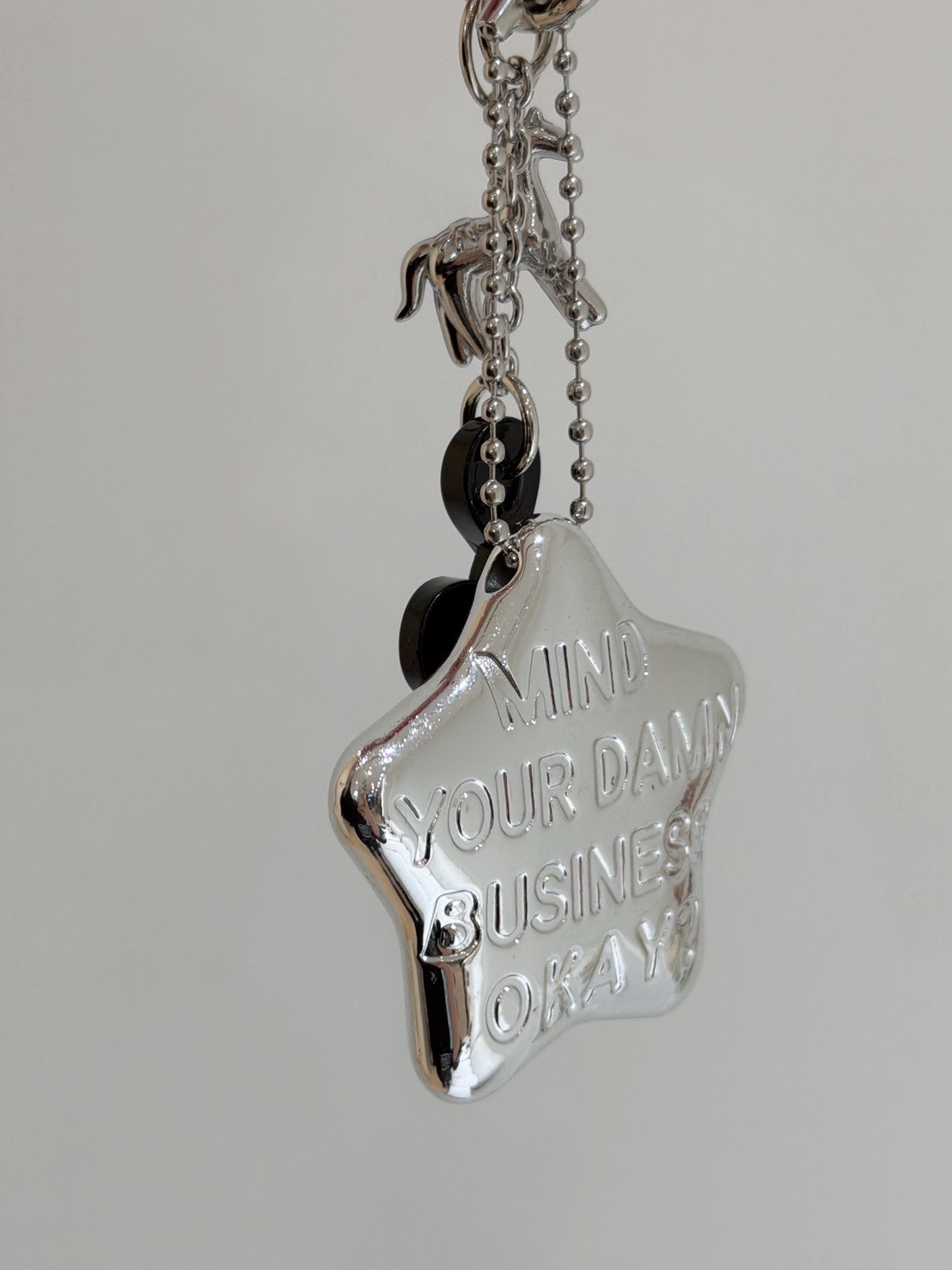 NE40大星星銀色壓紋吊飾