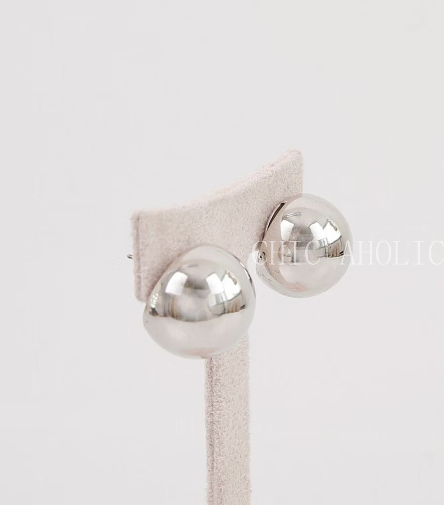 MAR03立體大圓珠耳環