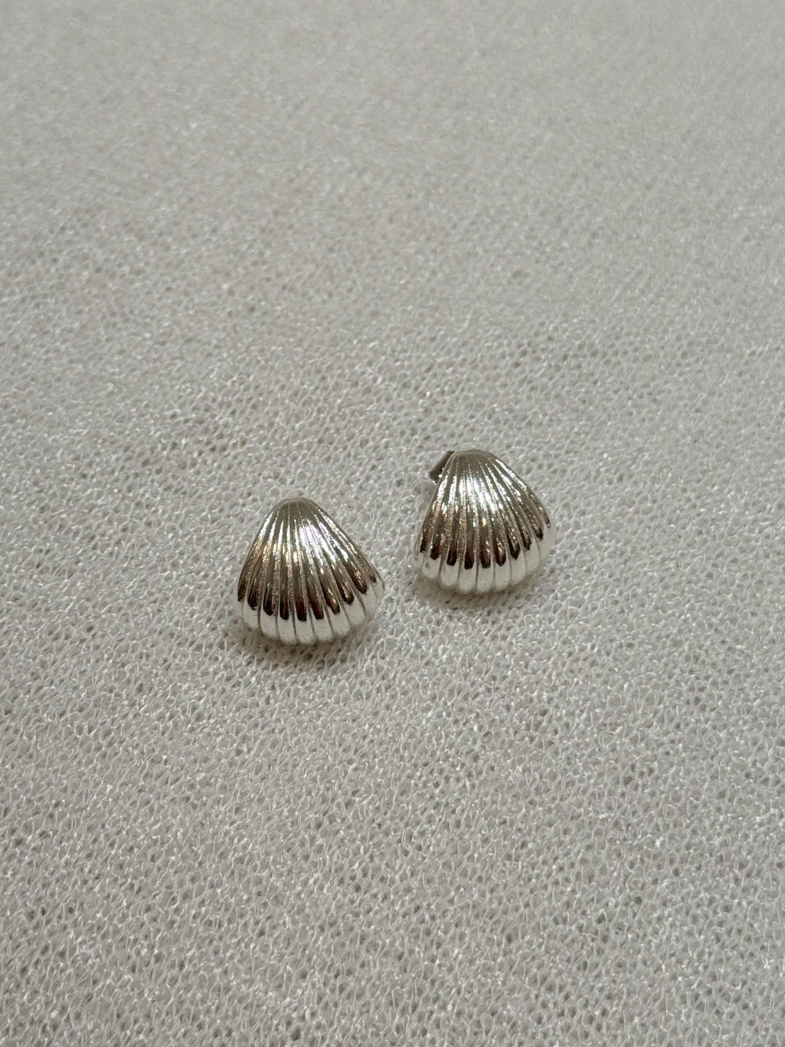 MAR53貝殼扇形耳環