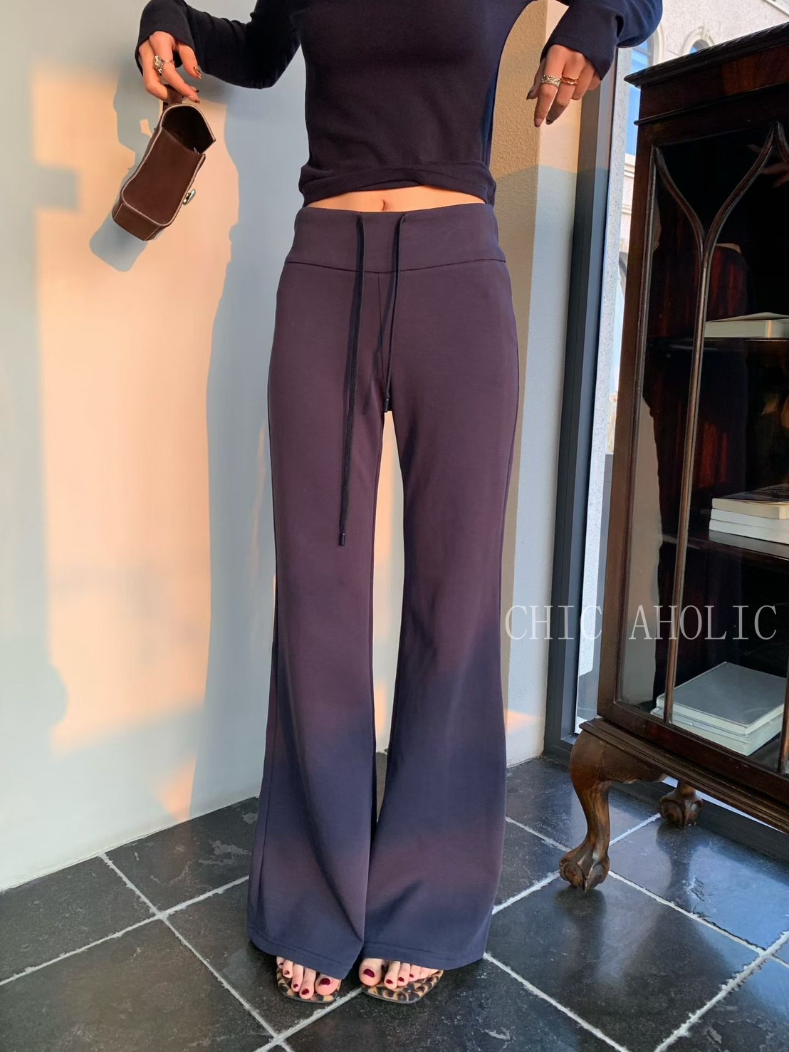 MEE02蛋白彈力收肚喇叭褲