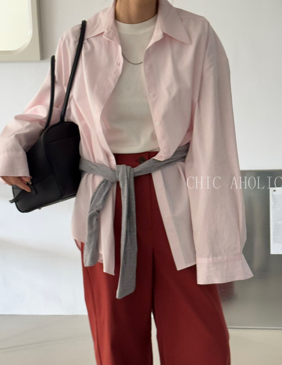 MEE23春裝好顯白寶藍襯衫