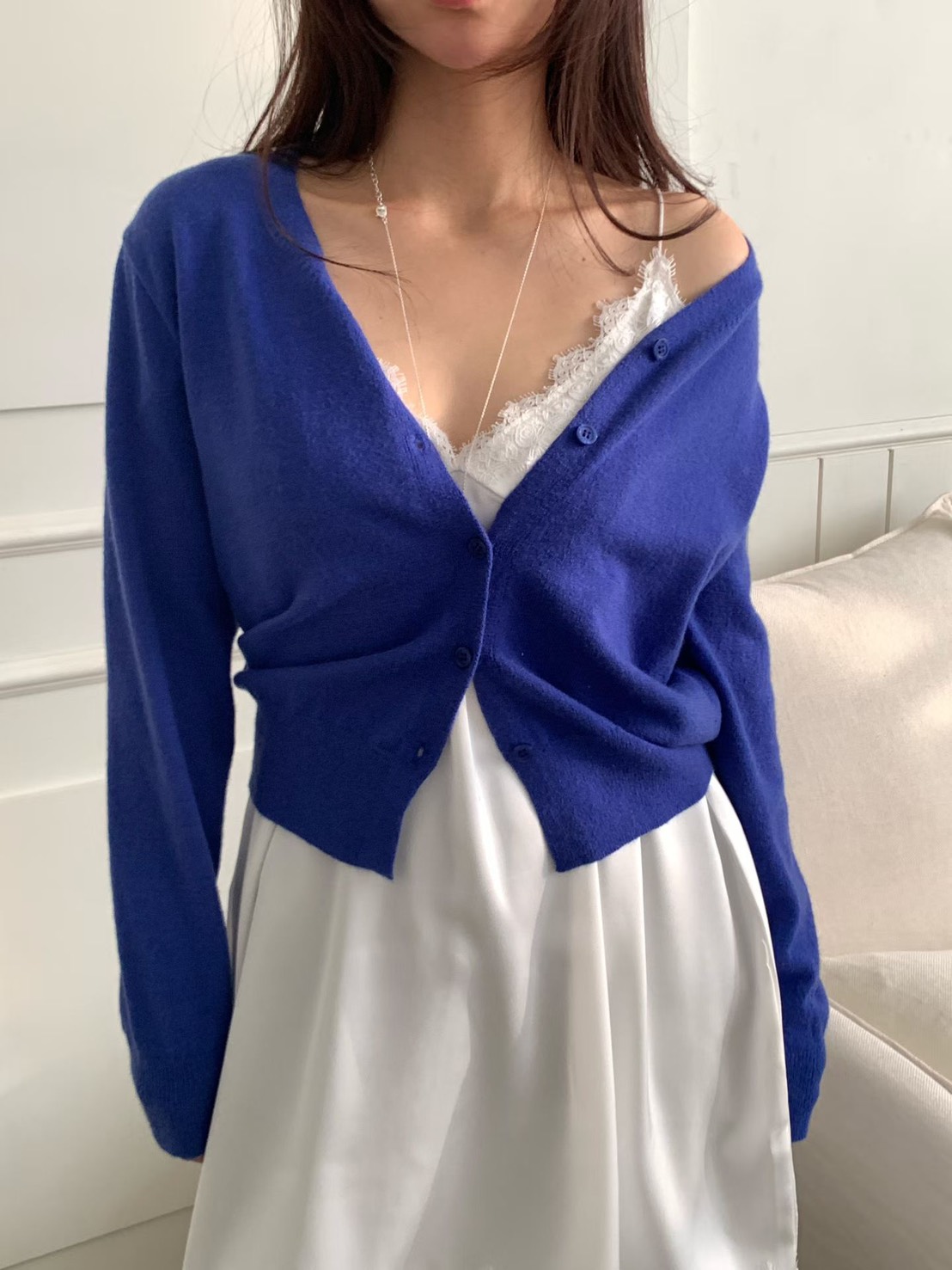 MEE45正寶藍色5釦V外套