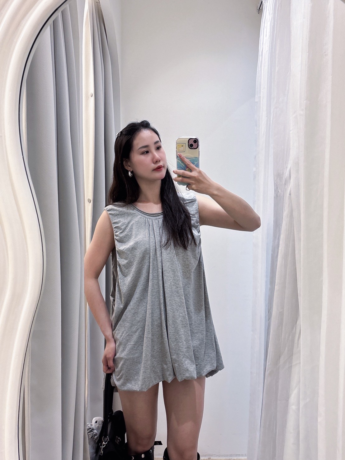 MEE57花苞下擺無袖洋裝