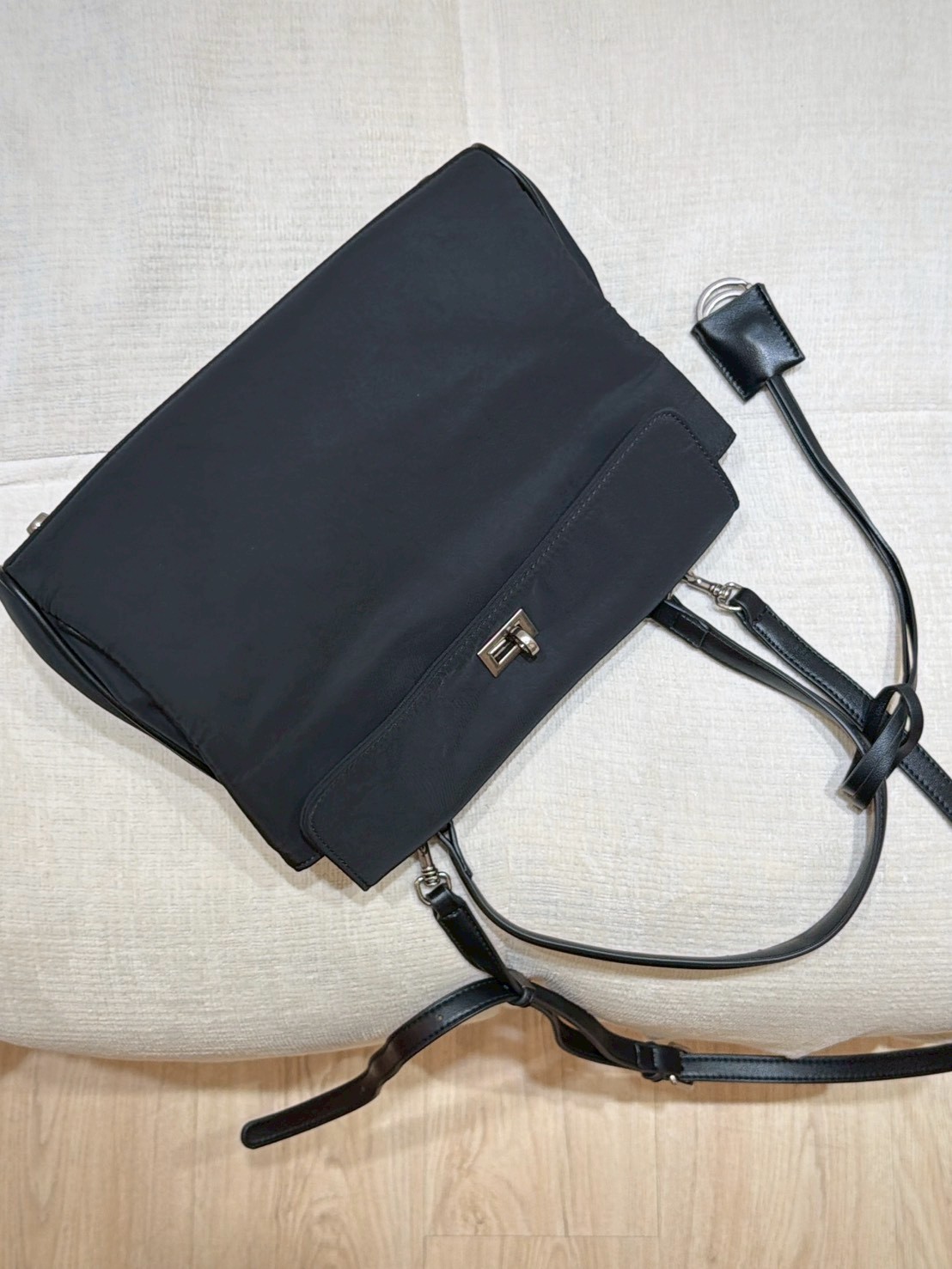 MEE74帆布料銀扣巴黎包