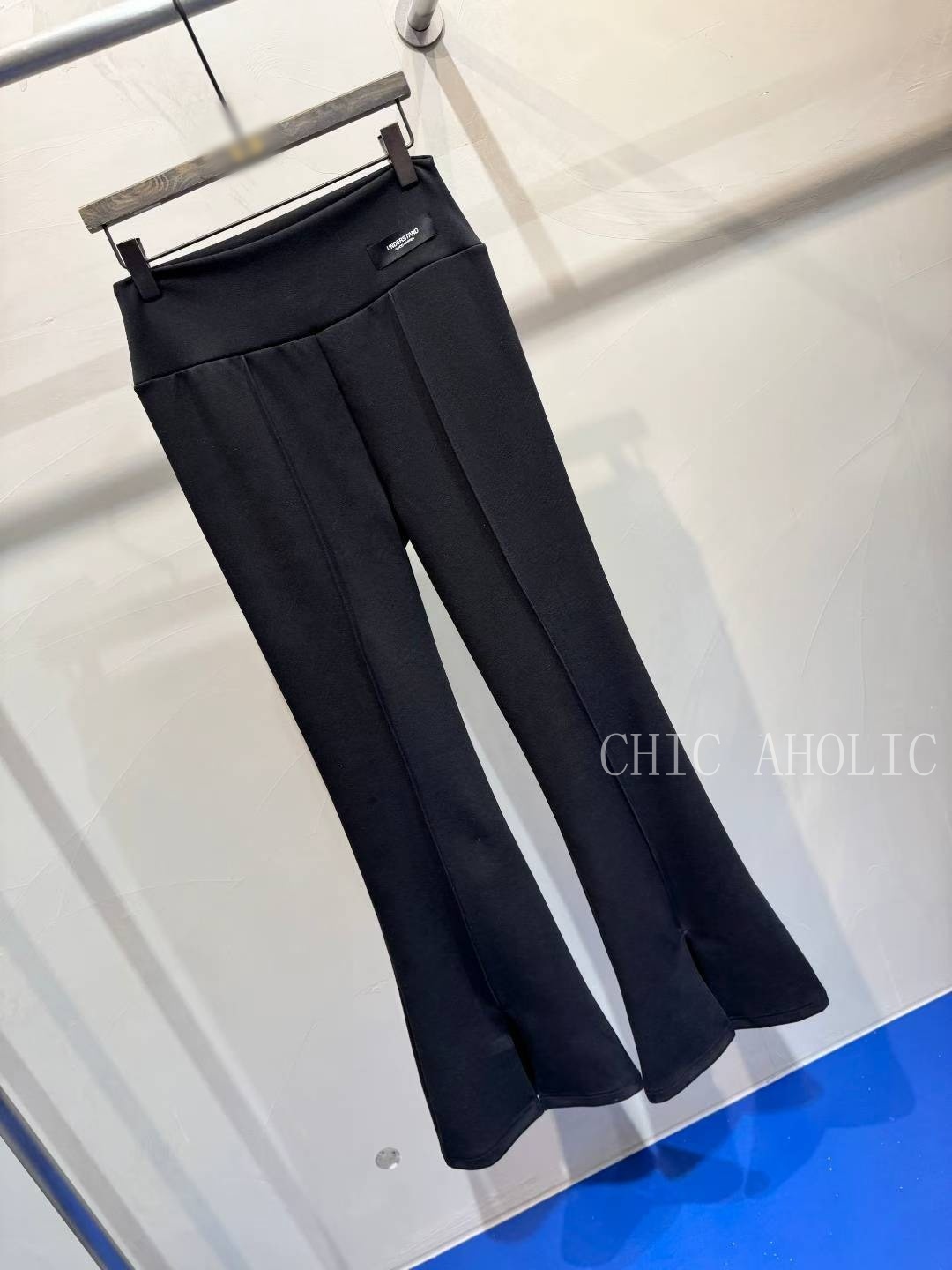 WR10開衩有貼標喇叭褲