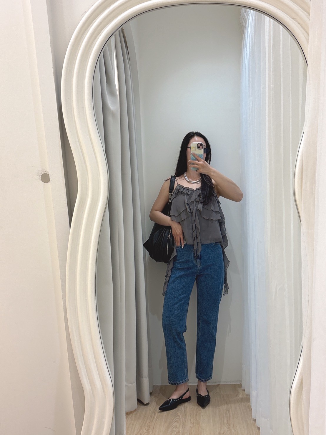 WR44簡約的女生愛穿牛仔褲