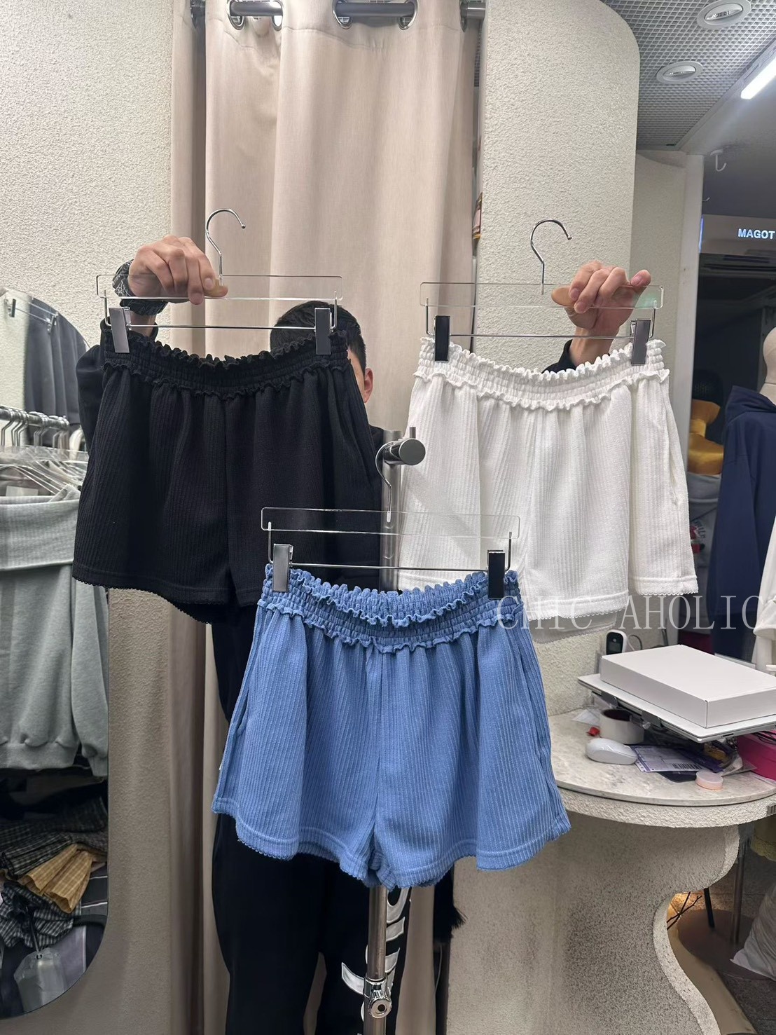 KQ17腰頭有兩條荷葉短褲