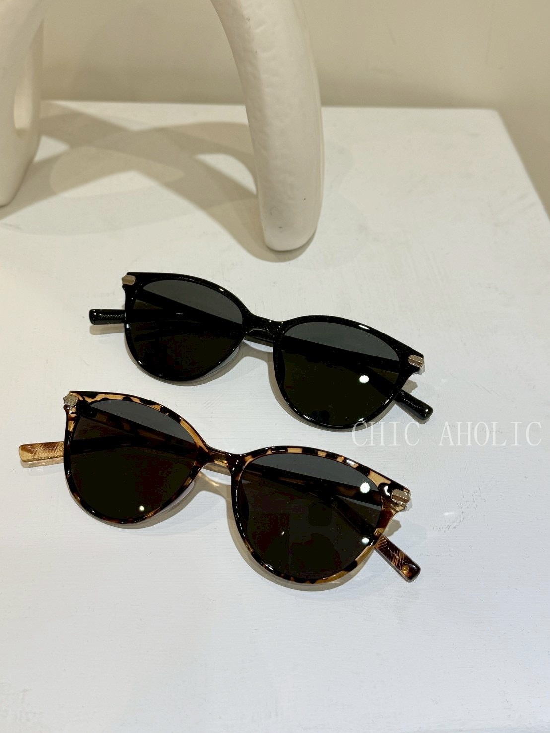 KQ22貓眼無logo墨鏡 