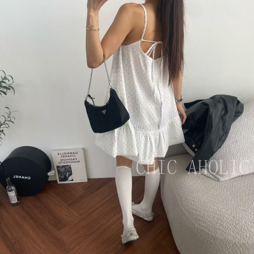 KQ34下擺花苞點點細肩洋