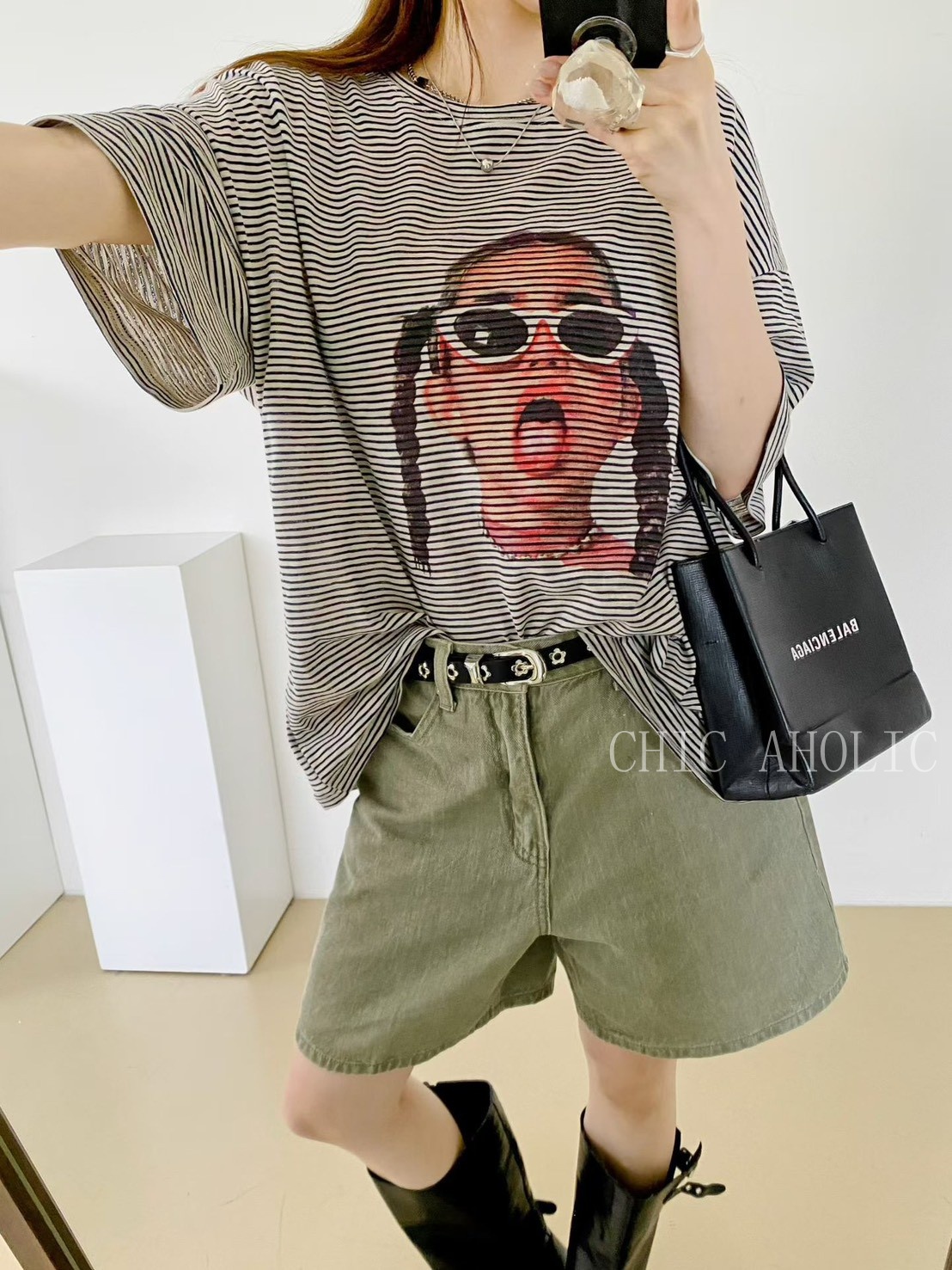 KQ39辮子眼鏡妹上衣