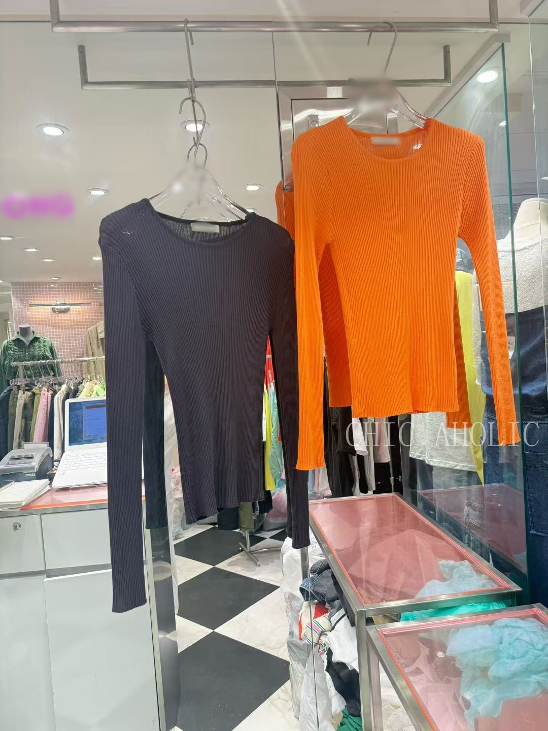 HE20坑條南瓜橘上衣