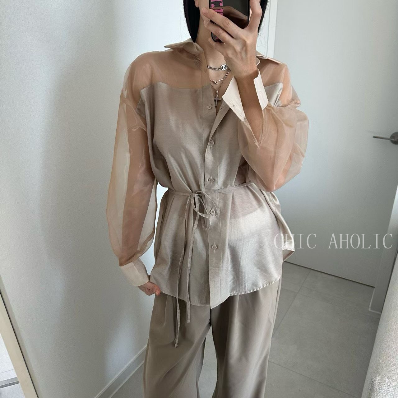 GR02歐根紗圓弧肩襯衫