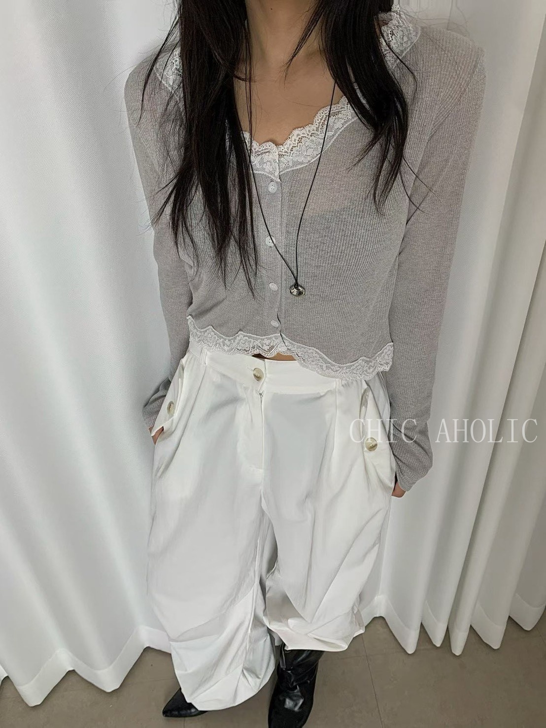 MY08白邊蕾絲雙V小外套 