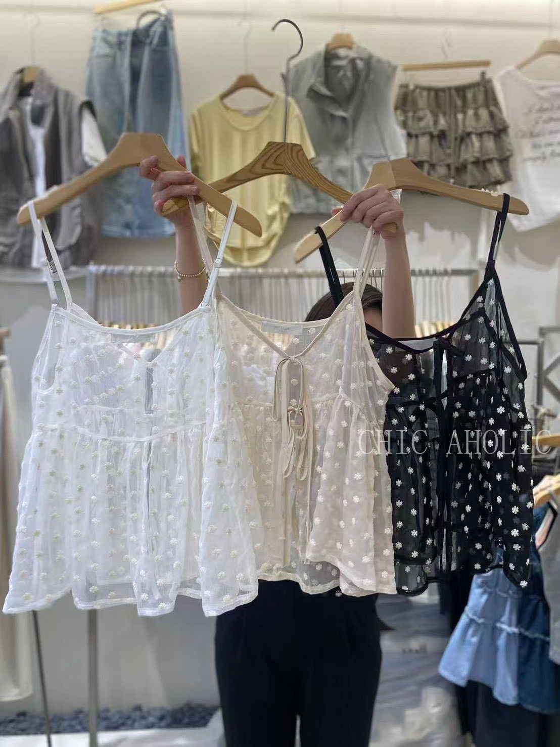 MY29透肌白小花綁結疊穿衣