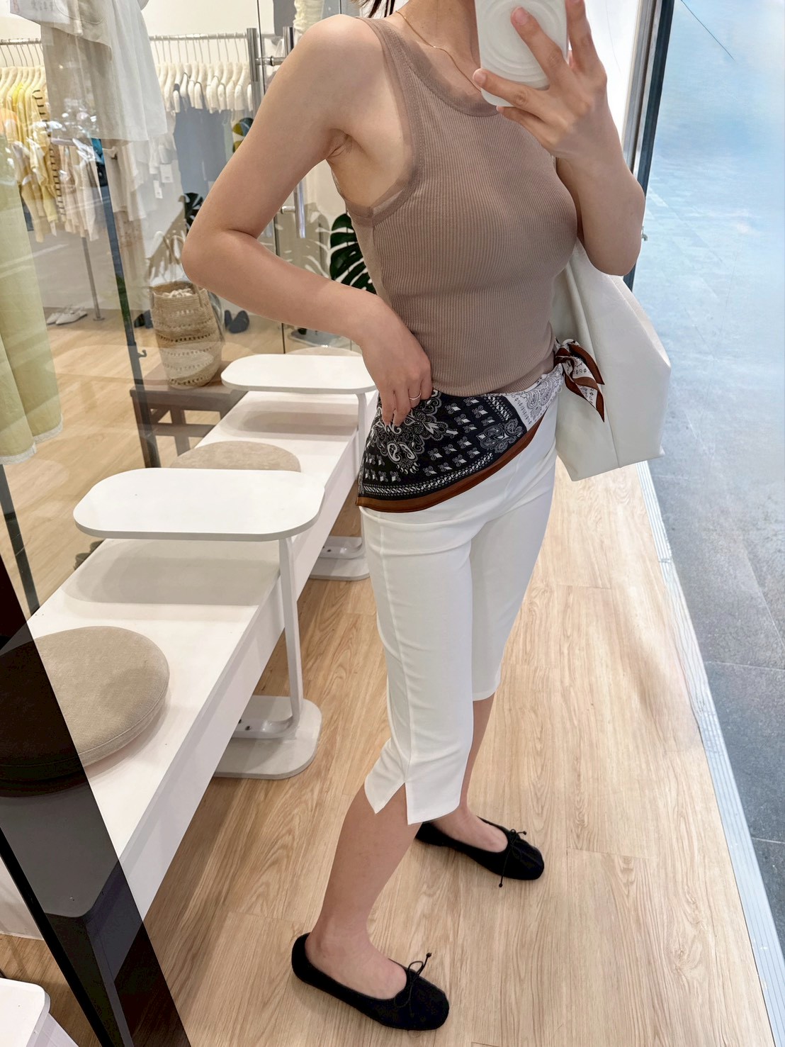 MHH05尖口袋卡布里褲