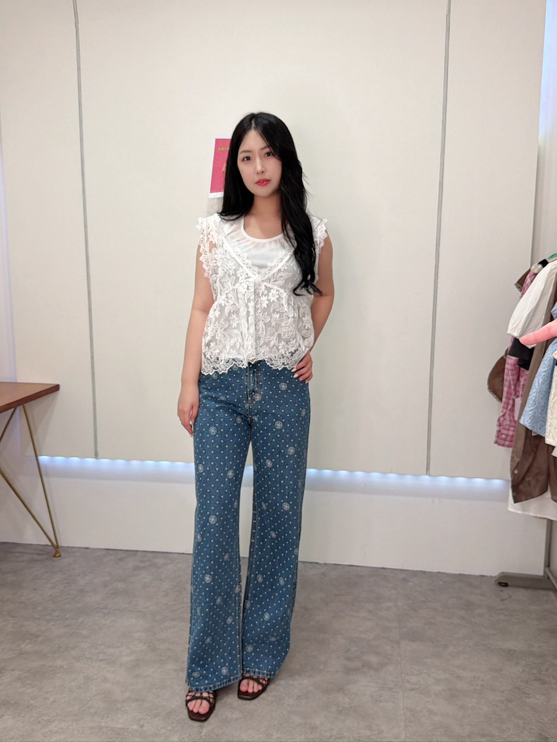 KY19山茶花波點牛仔褲 