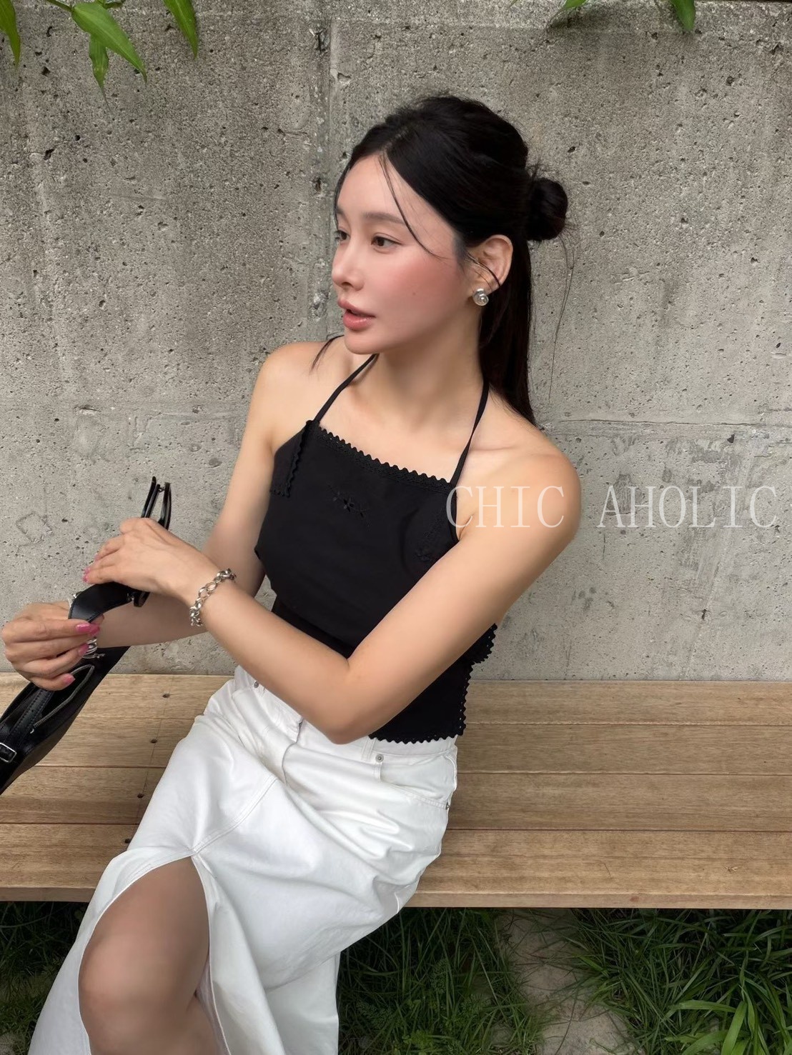 幾何繞脖黑背心
