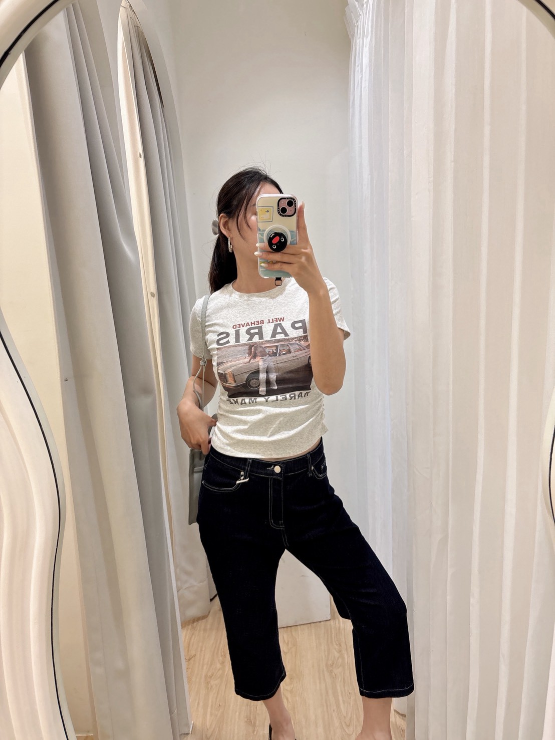 HN05很深藍的卡布里牛仔褲