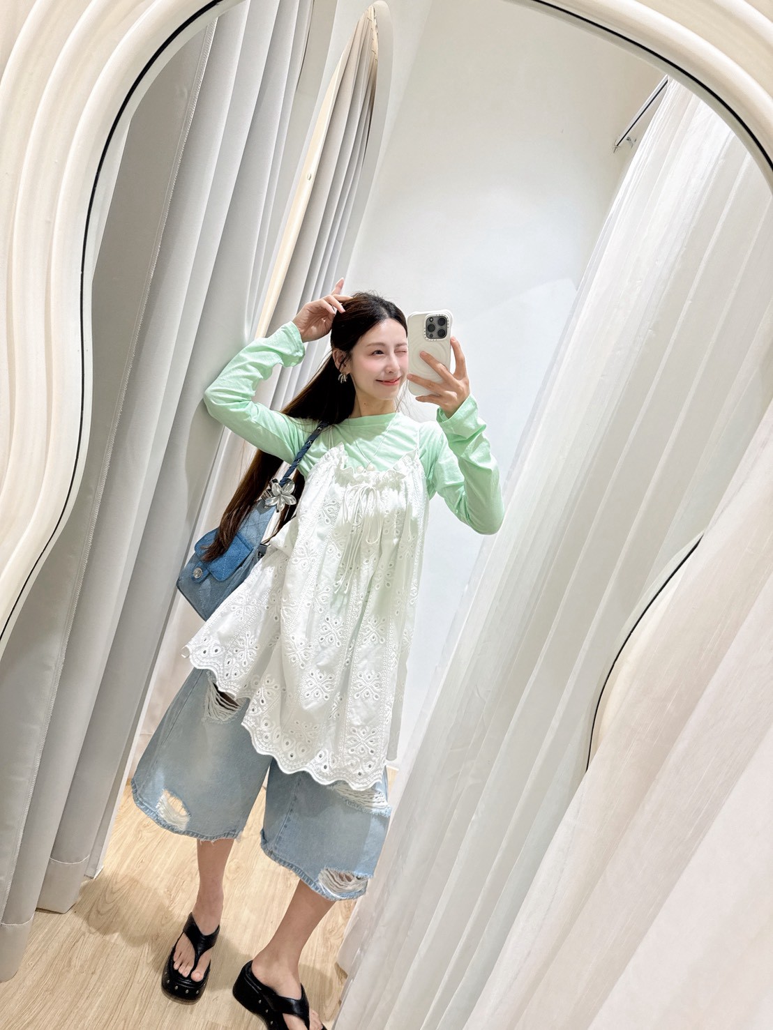 燒花束口領小洋裝