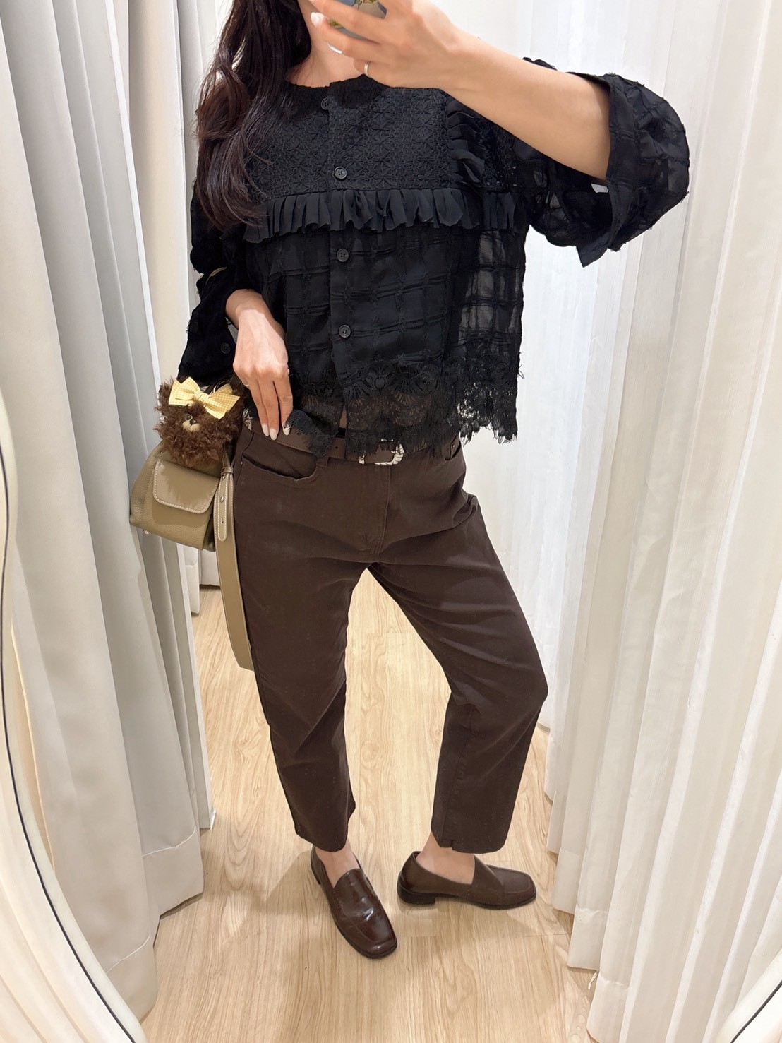 HW06秋季咖色直筒褲