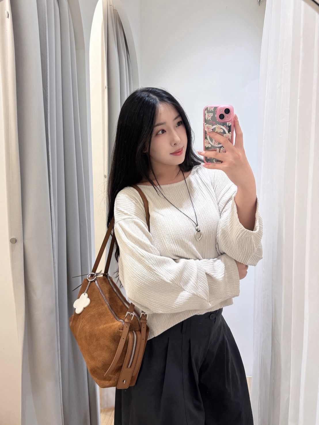 NIN33挺的百摺質感上衣