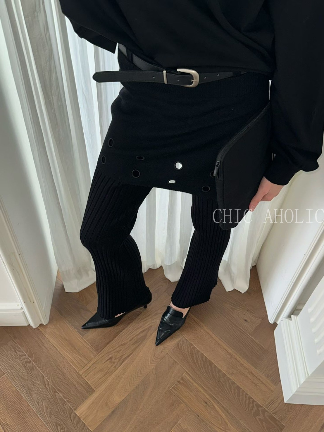 坑條微喇叭附皮帶長褲