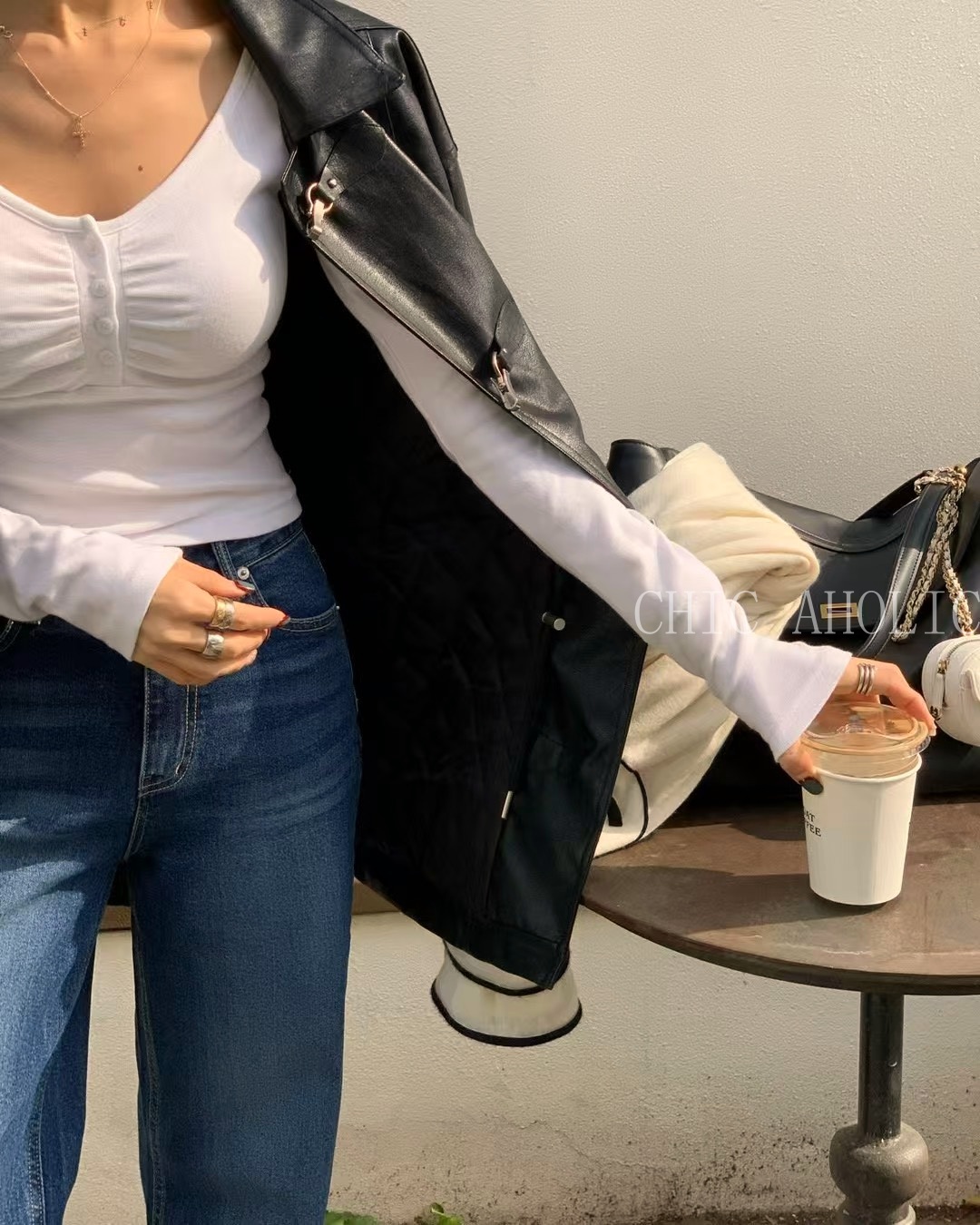 胸口抓褶4釦上衣