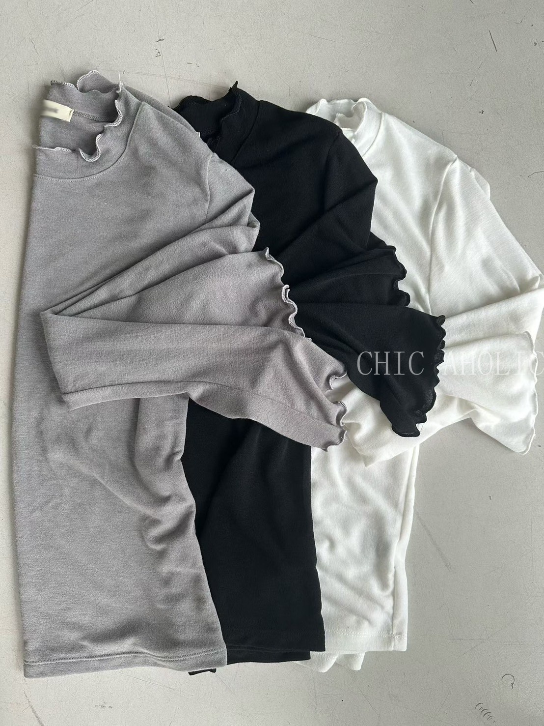 領口木耳捲捲上衣