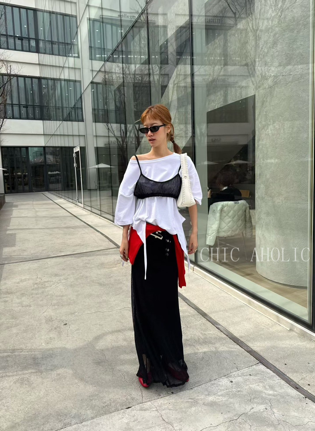 可斜肩破壞上衣