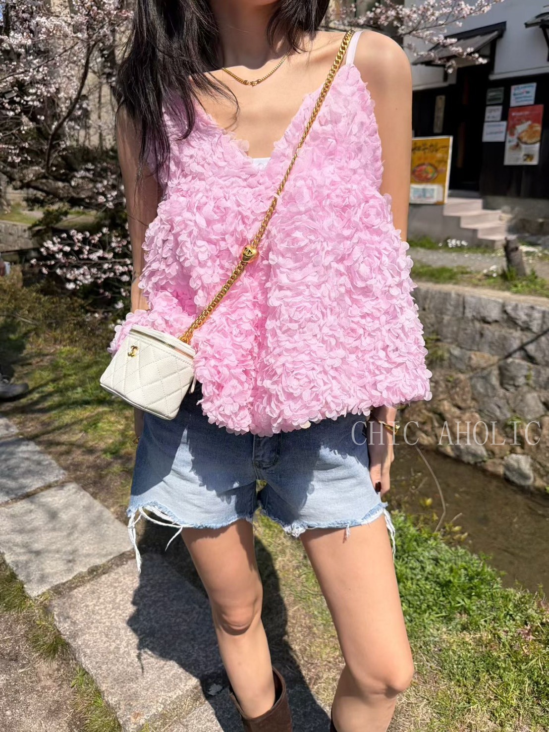 立體花朵V領細肩衣