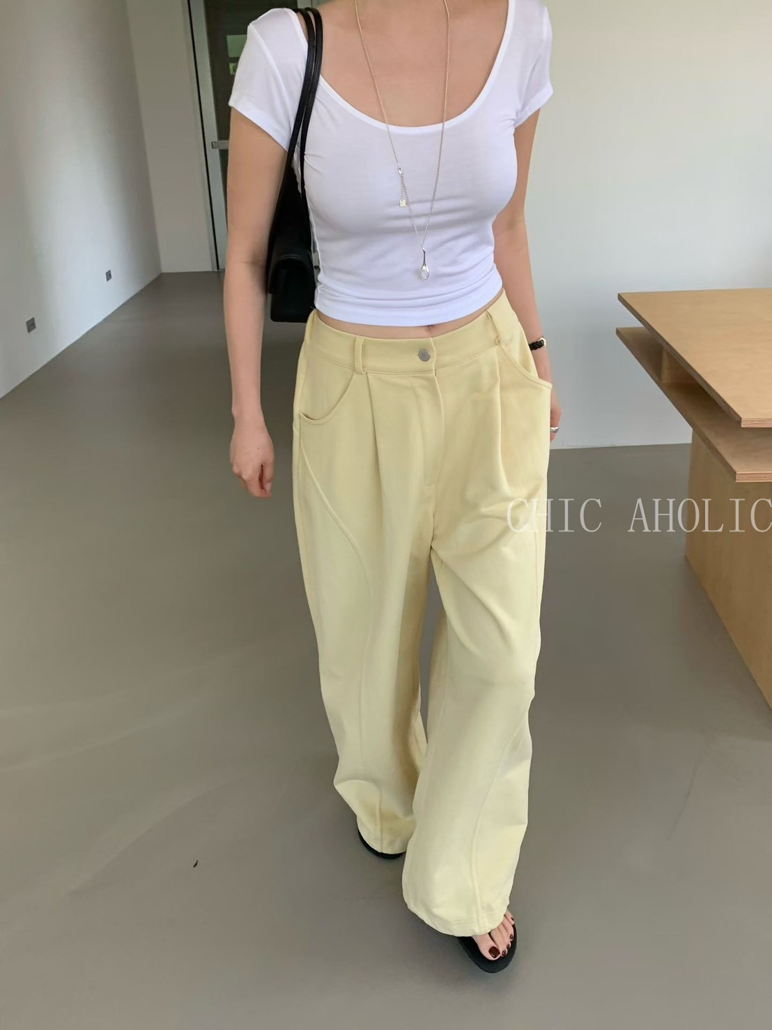 左右線條感休閒長褲